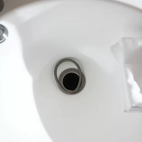 Jak wymienić baterię umywalkową