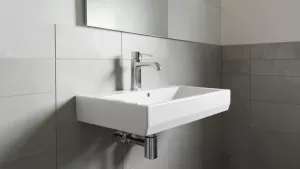 jak zamontować umywalkę do ściany