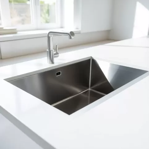 Montaż zlewozmywaka Franke w blacie